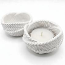 Dizajnový svietnik Priadza – Biely